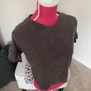 AMERICAN EAGLE Acid Wash Ruffled Sleeve Tee